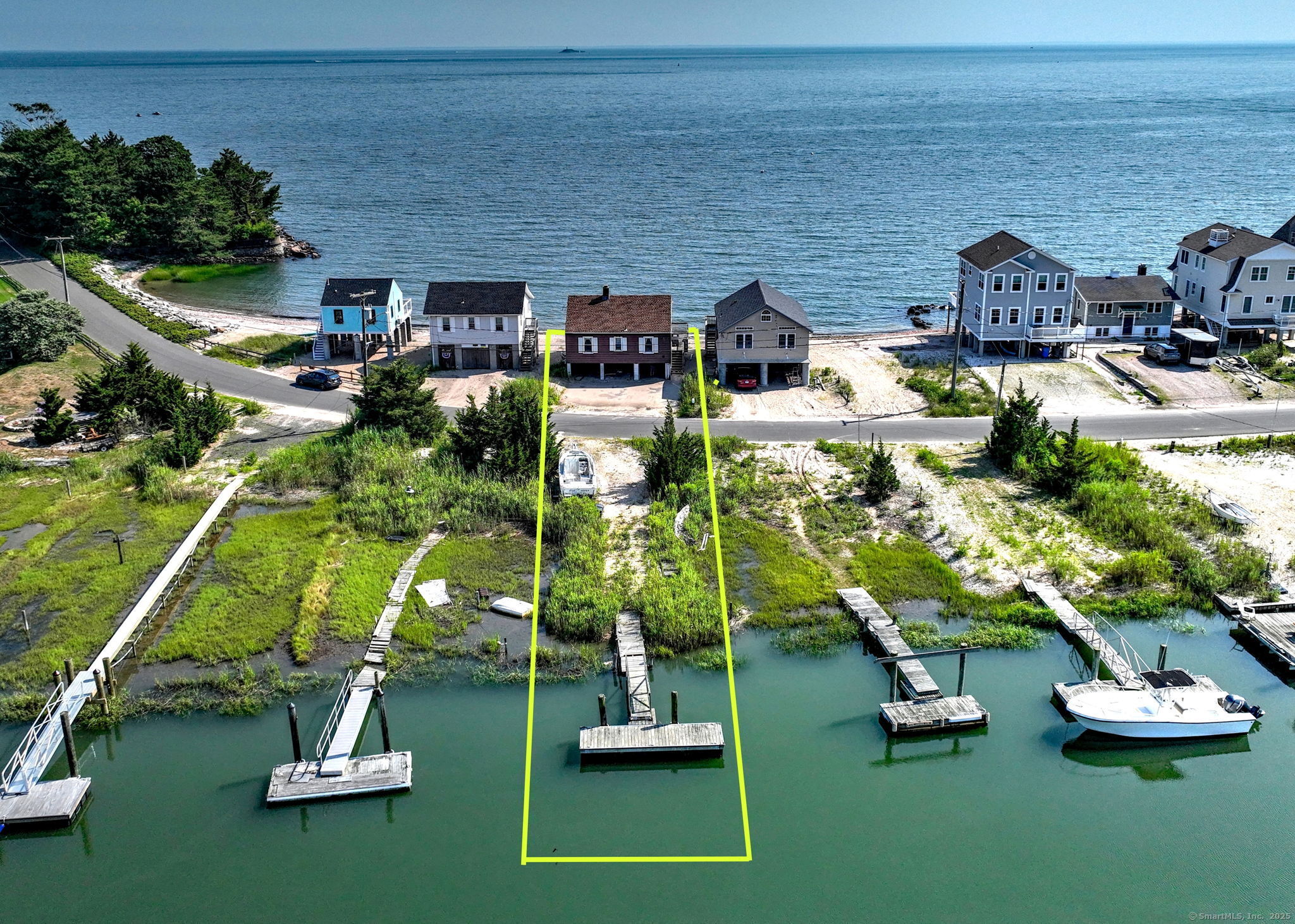 29 Circle Beach Road Madison, CT 06443 - Photo 3 of 32