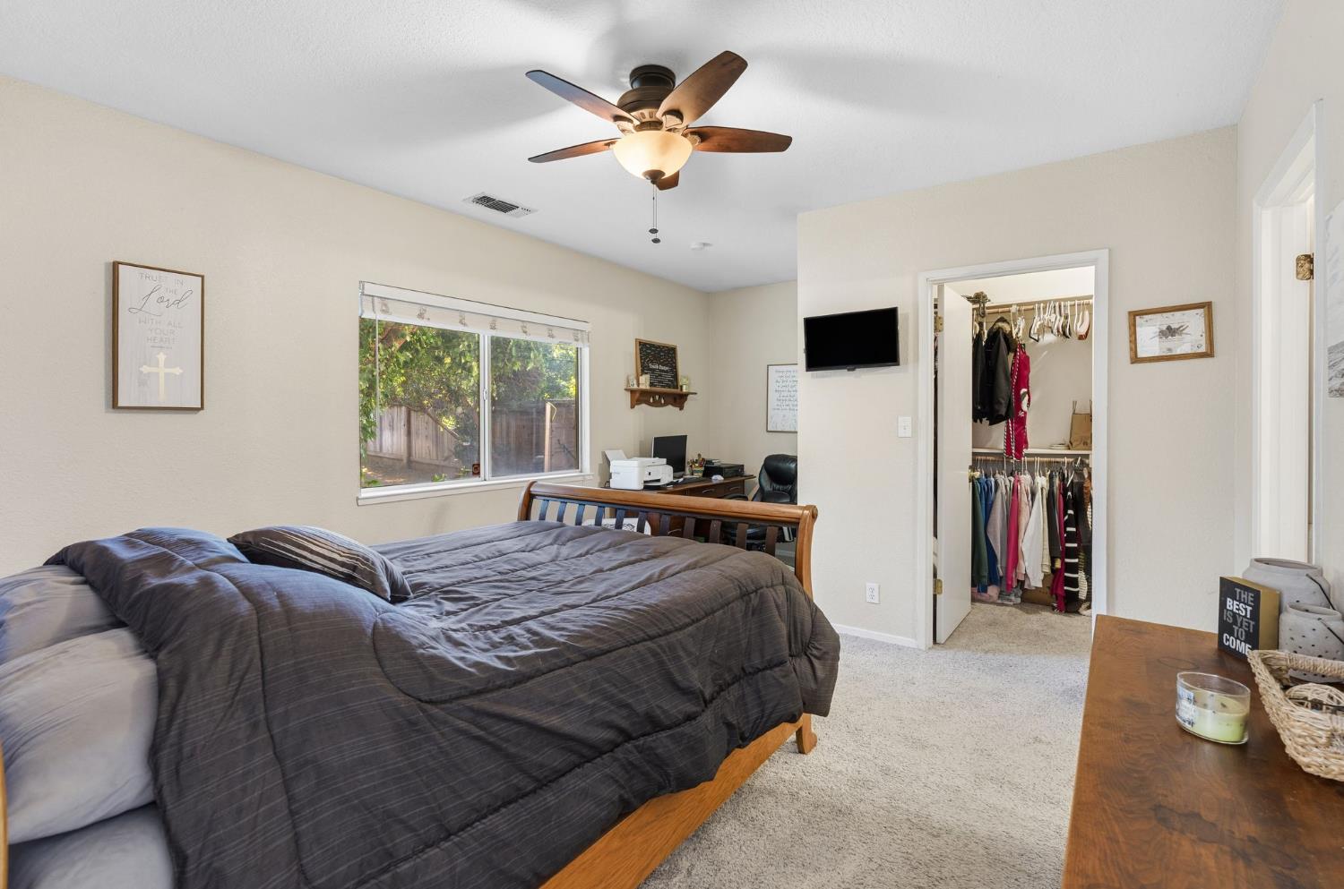 4504 Marble Way Carmichael, CA 95608 - Photo 14 of 36