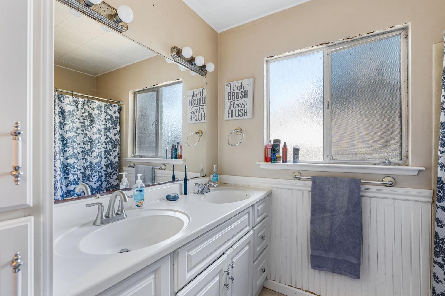 4504 Marble Way Carmichael, CA 95608 - Photo 22 of 36