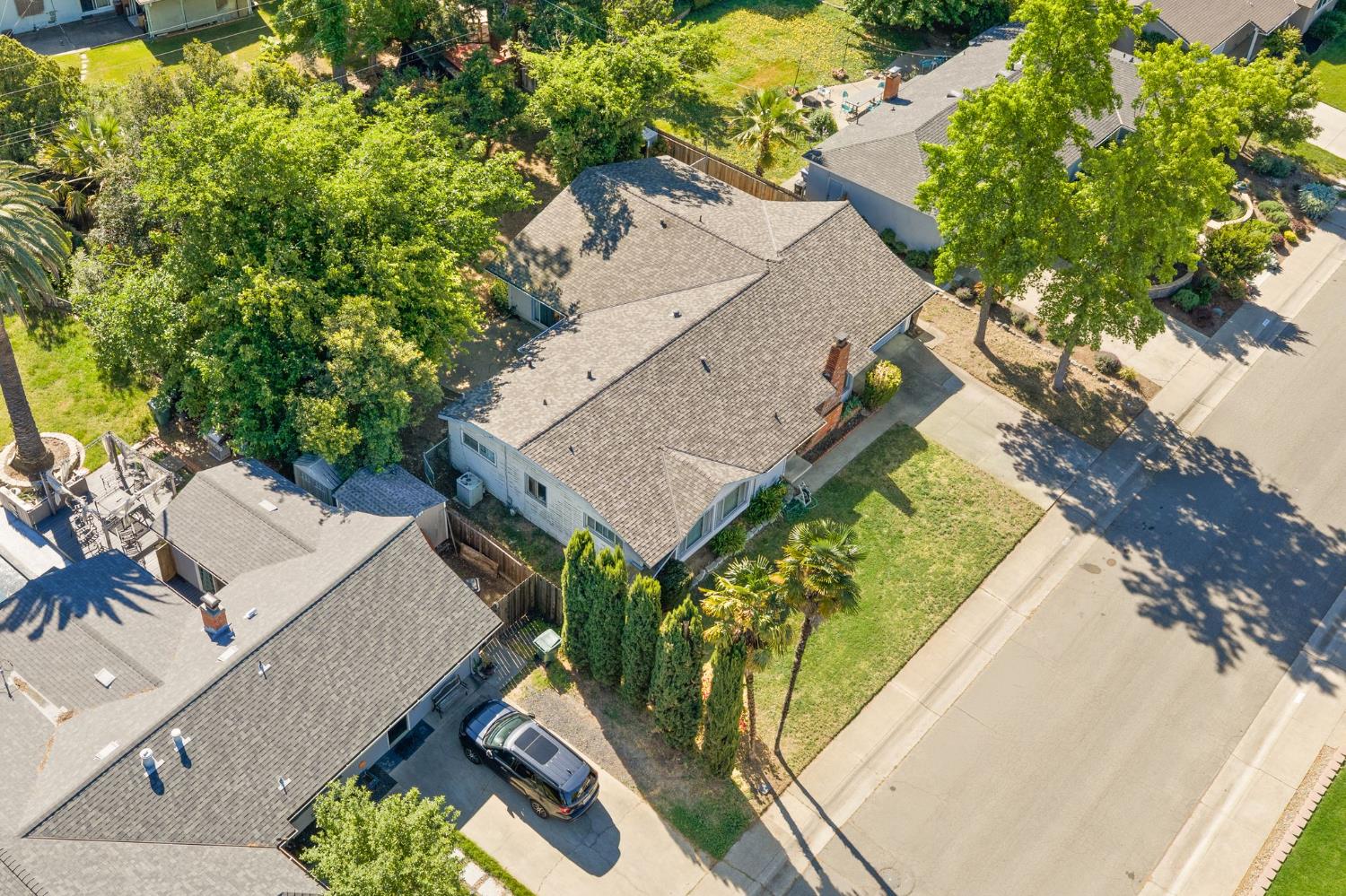 4504 Marble Way Carmichael, CA 95608 - Photo 29 of 36