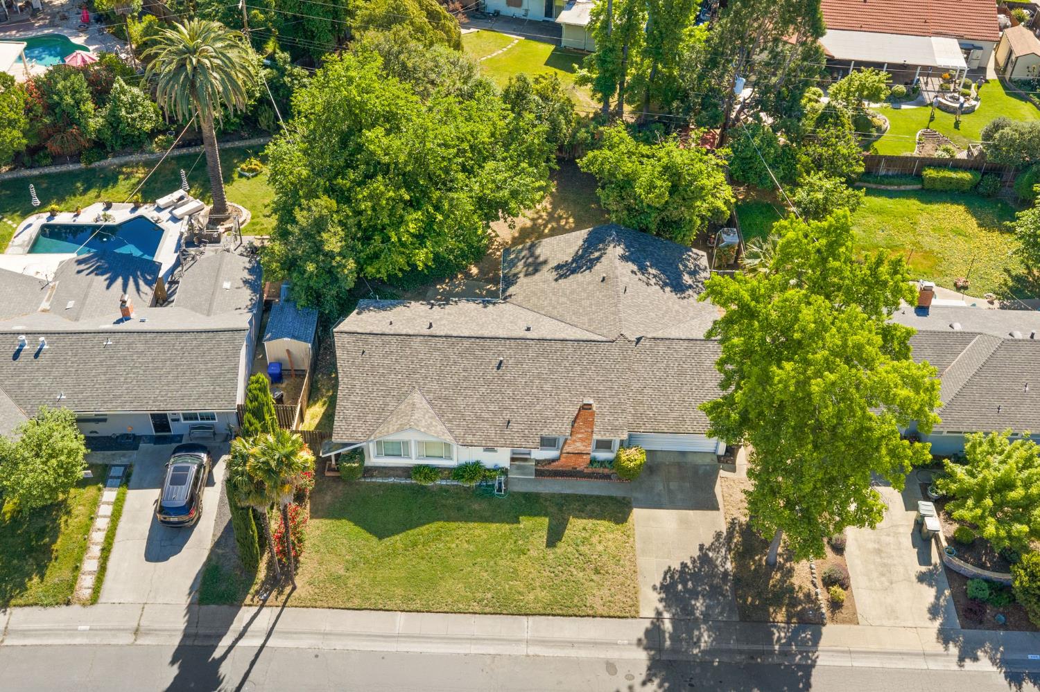 4504 Marble Way Carmichael, CA 95608 - Photo 30 of 36