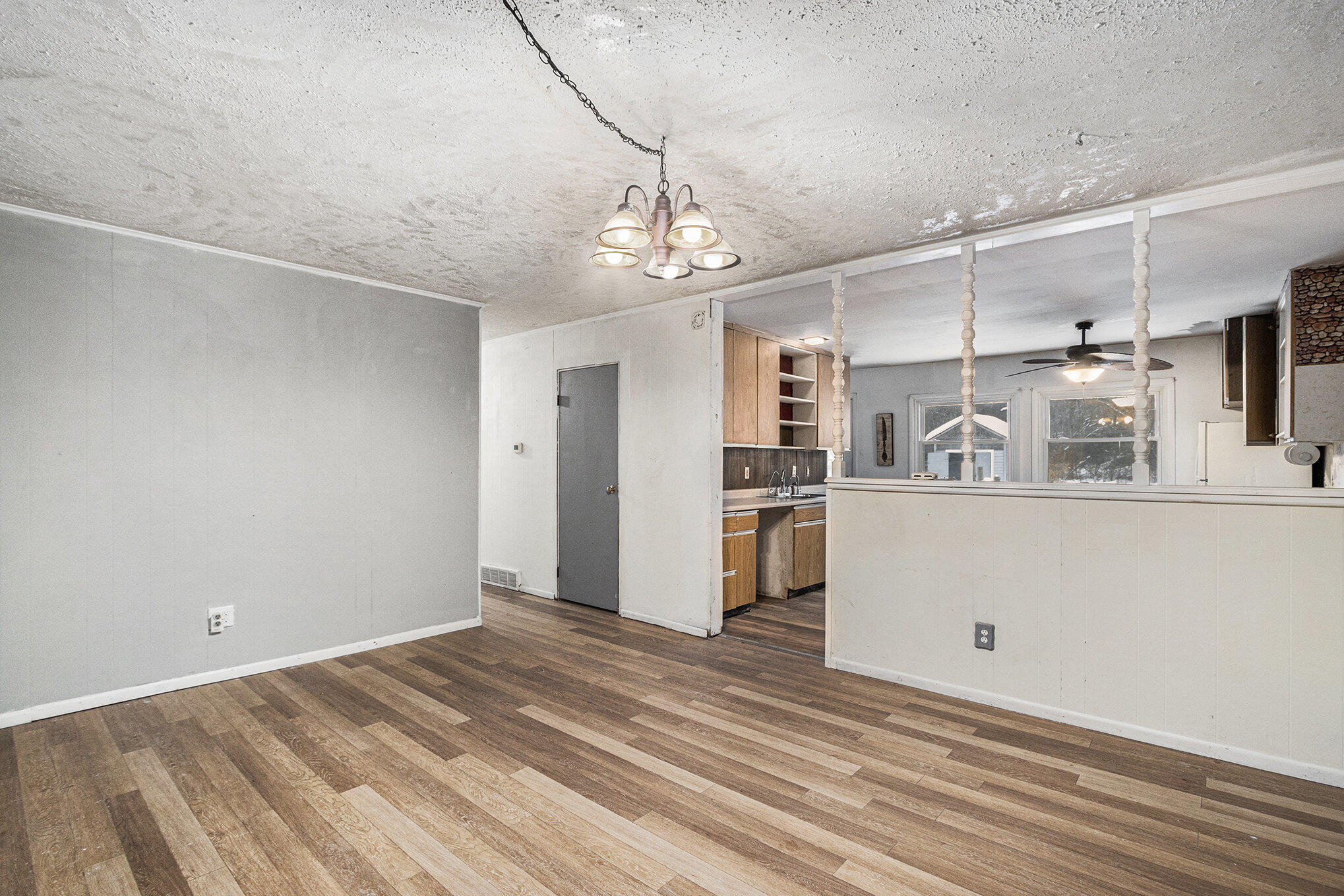 3039 Casper Street Kalamazoo, MI 49048 - Photo 5 of 17 004_3039casper_18_857