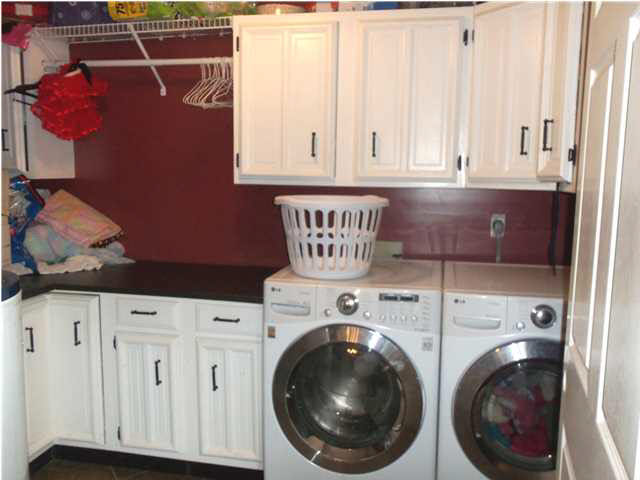 1433 Hewins Road Boonville, IN 47601 - Photo 14 of 21 Gallery Image 14