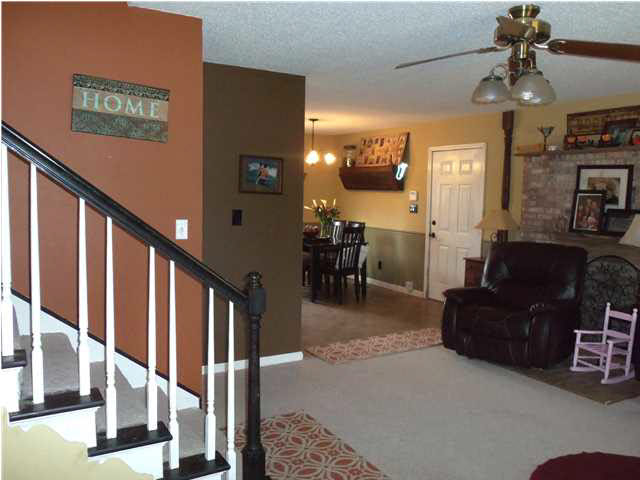 1433 Hewins Road Boonville, IN 47601 - Photo 8 of 21 Gallery Image 8