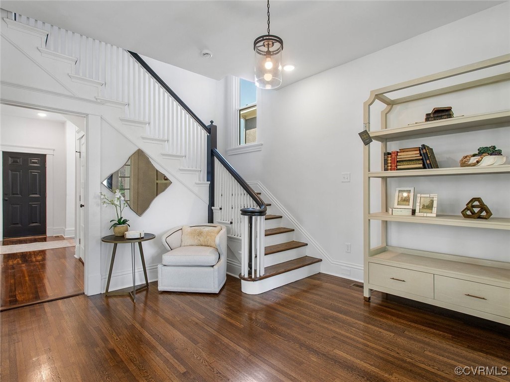 109 Overbrook Road Richmond, VA 23222 - Photo 6 of 47 a living room with furniture and wooden floor
