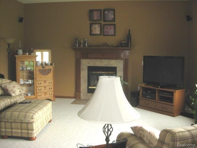 232 Golfview Way Monroe, MI 48162 - Photo 11 of 25 11.jpg