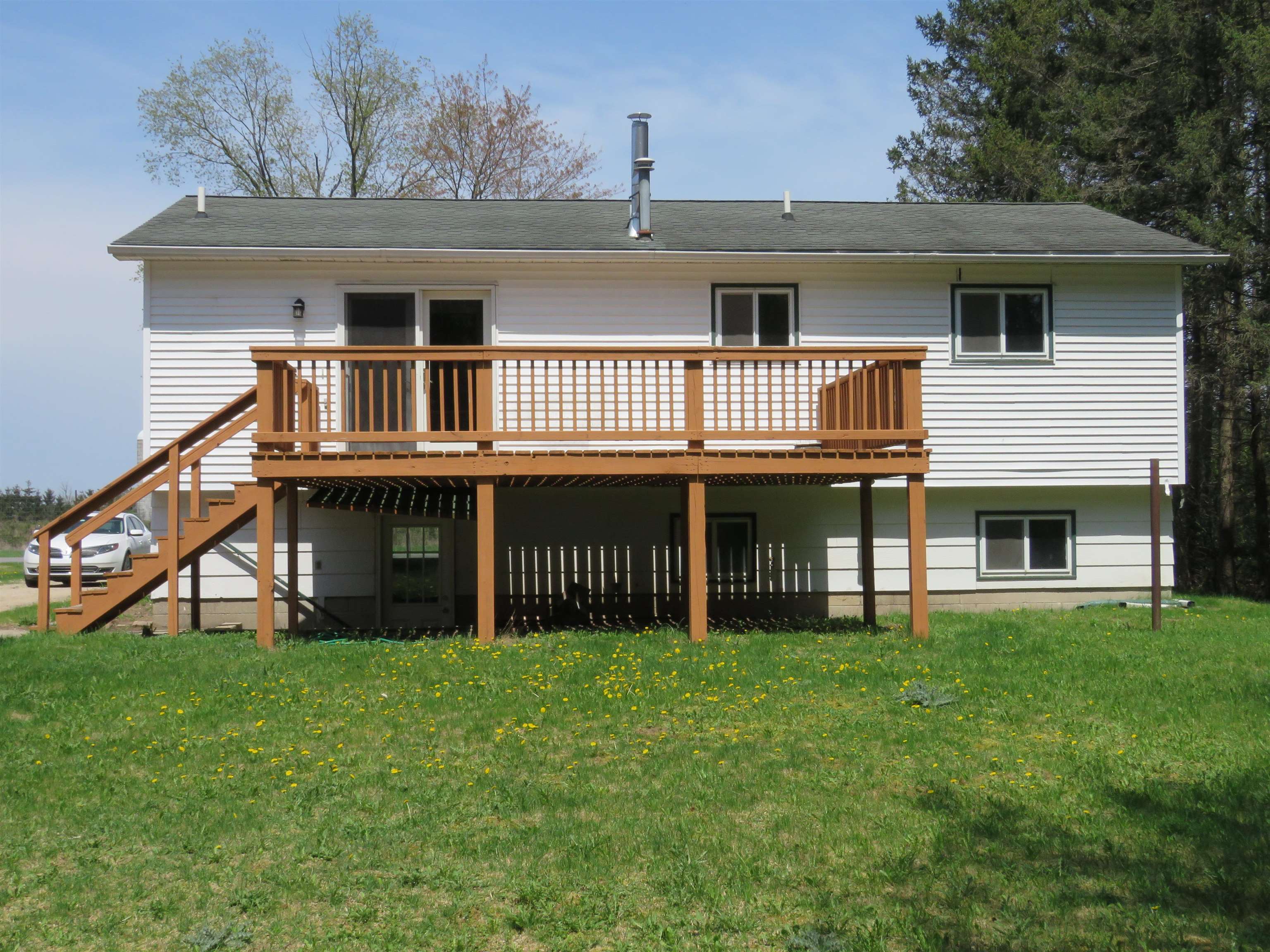 9952 Freedom Road Cadillac, MI 49601 - Photo 25 of 25 1899707-24.JPG