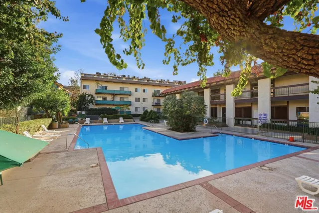 $2,395 | 5460 White Oak Avenue, Unit G111, Encino, CA 91316