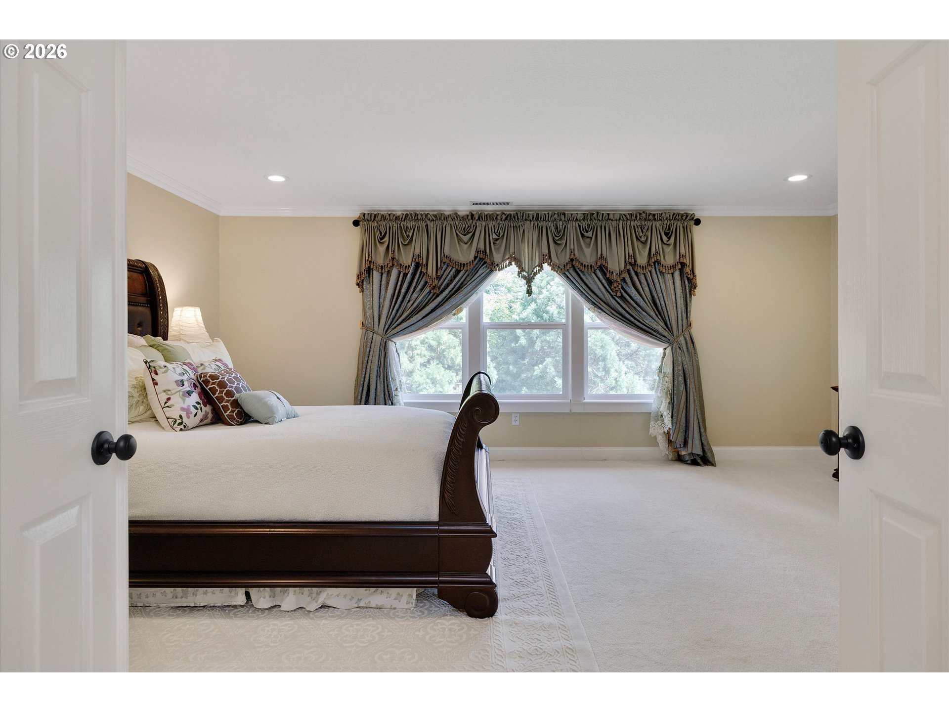 20495 Southwest Tremont Way Beaverton, OR 97007 - Photo 27 of 47