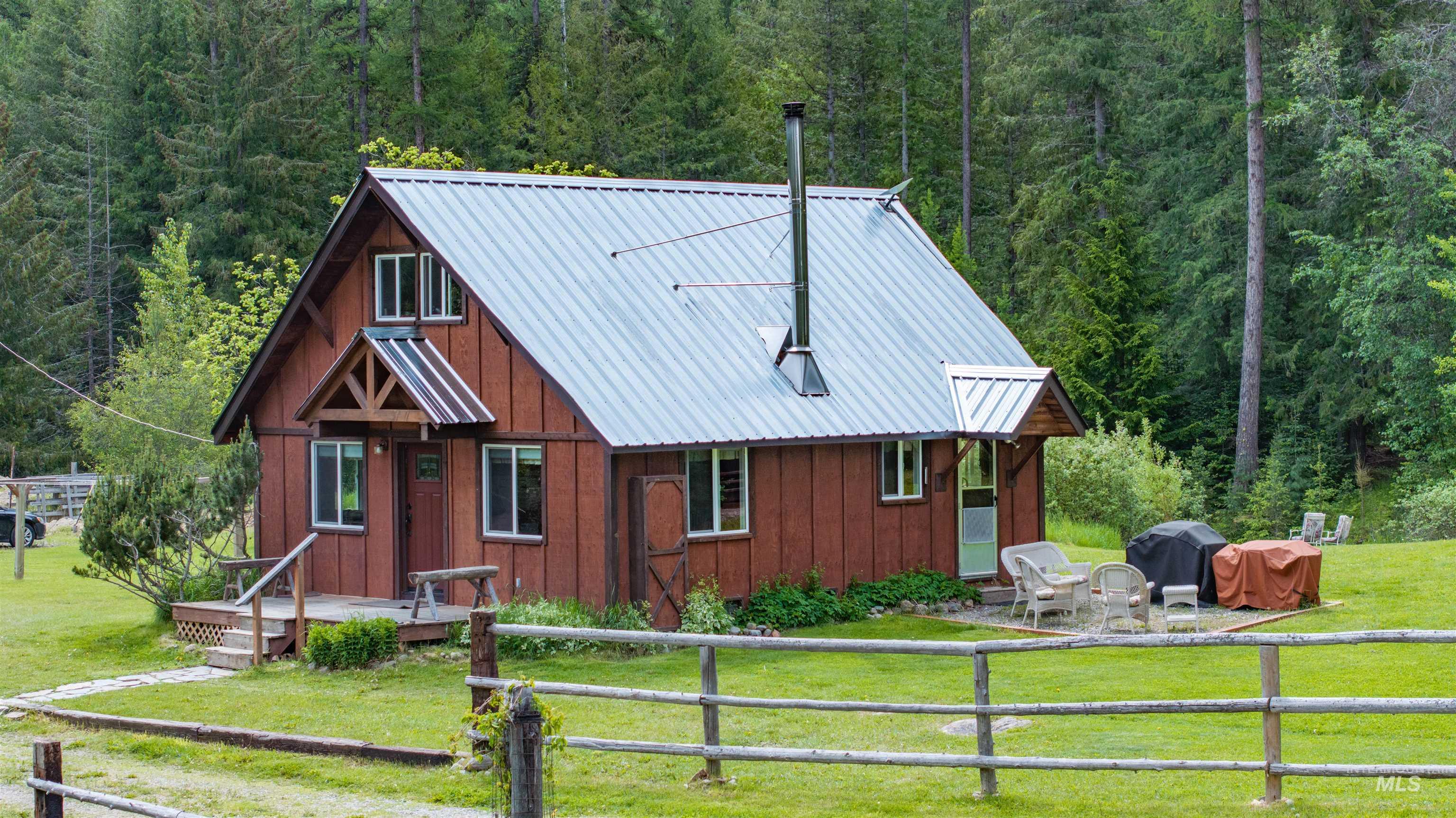 5692 Meadow Creek Road Bonners Ferry, ID 83805 - Photo 6 of 50