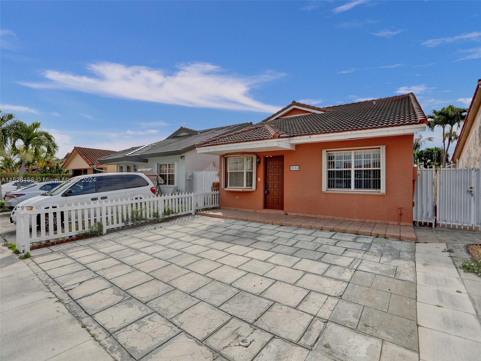 9054 Northwest 115th St