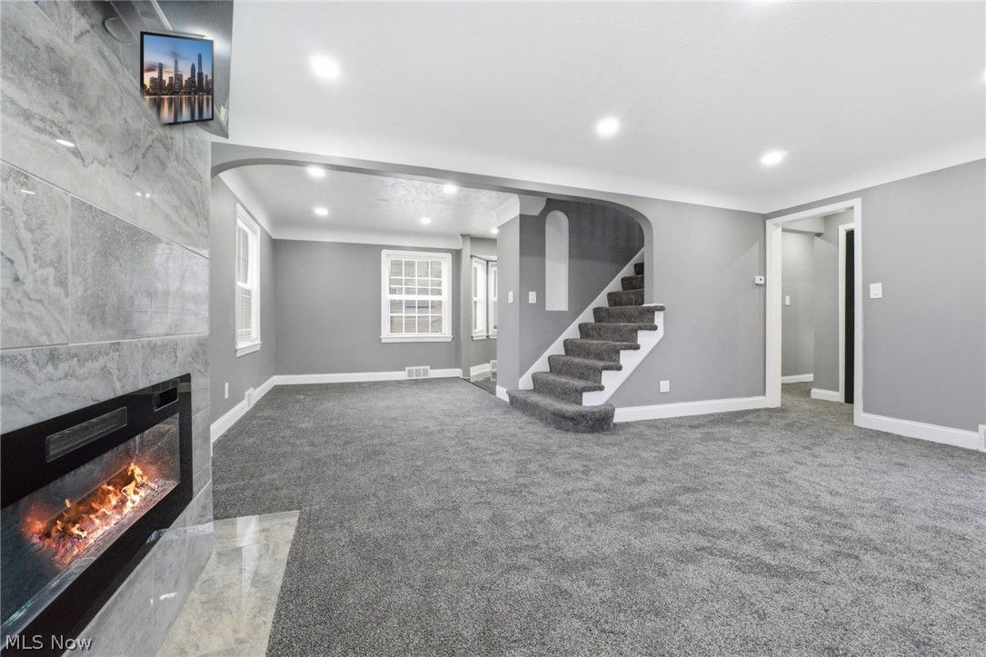 3153 Becket Road Cleveland, OH 44120 - Photo 7 of 43