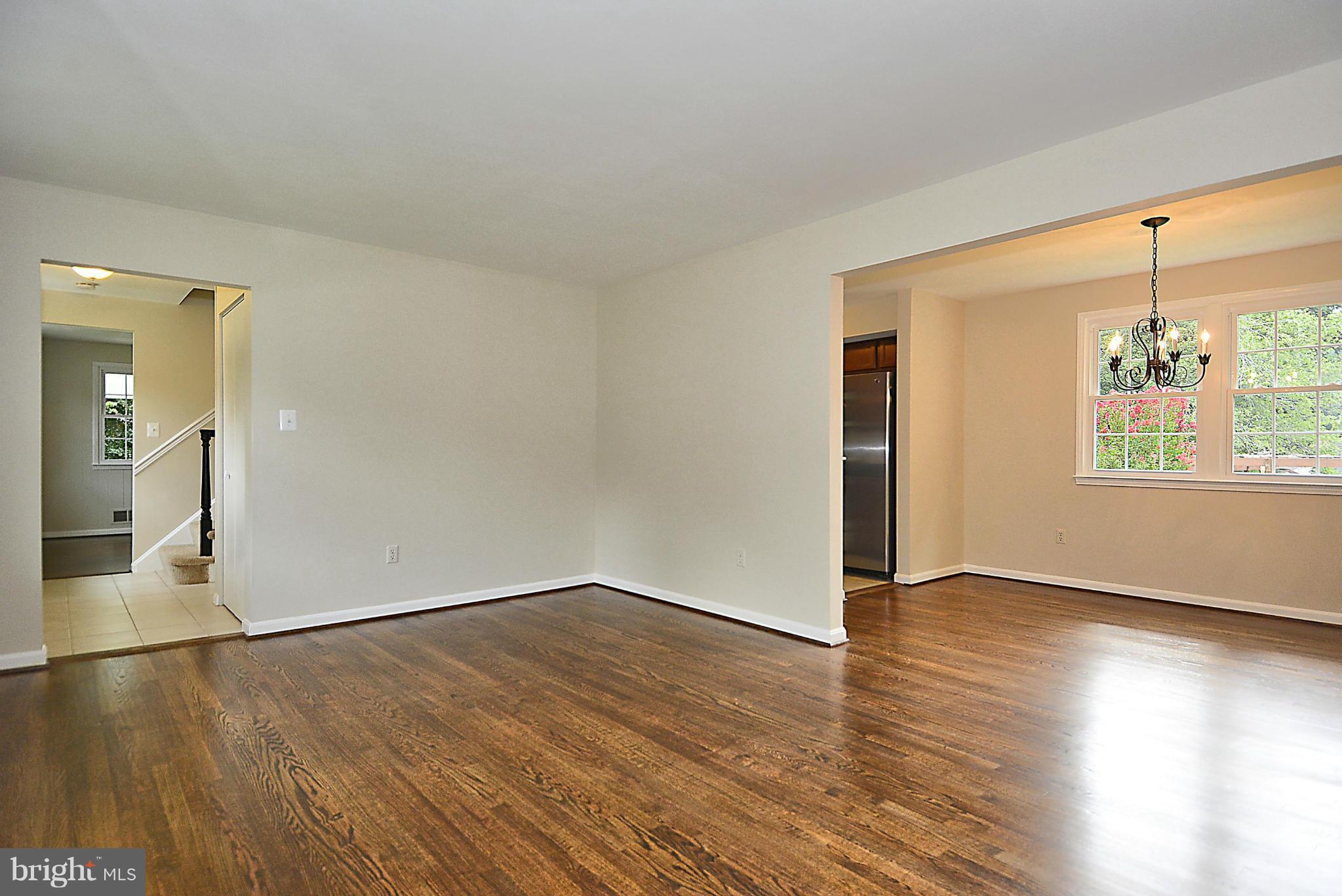 16201 Kent Road Laurel, MD 20707 - Photo 9 of 30 Living Room