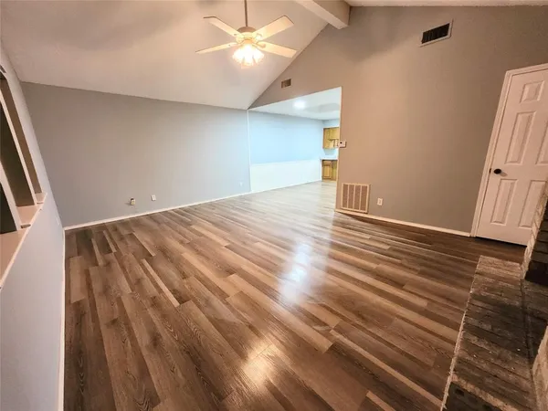 $1,750 | 1124 Kathy Lane, Lewisville, TX 75067