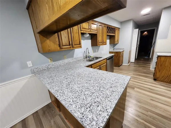 $1,750 | 1124 Kathy Lane, Lewisville, TX 75067