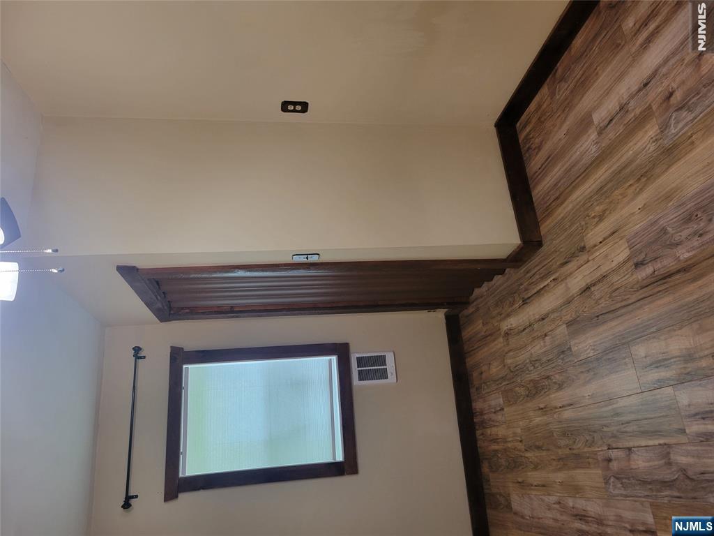 108 Magee Road Ringwood, NJ 07456 - Photo 6 of 10 Gallery Image 6