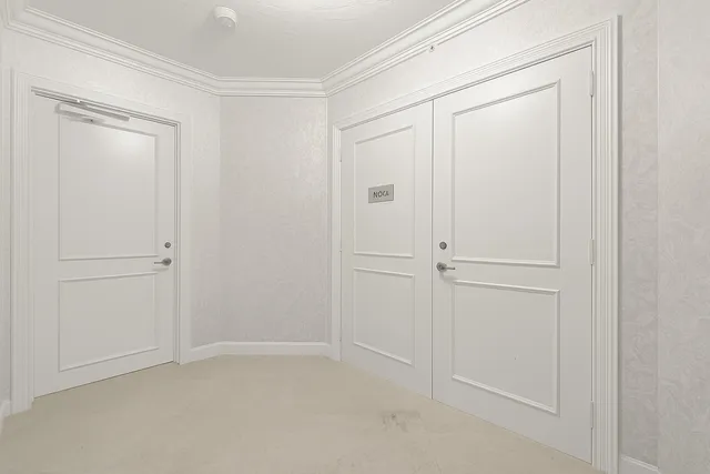 $1,750,000 | 800 Ocean Drive, Unit 204, Juno Beach, FL 33408