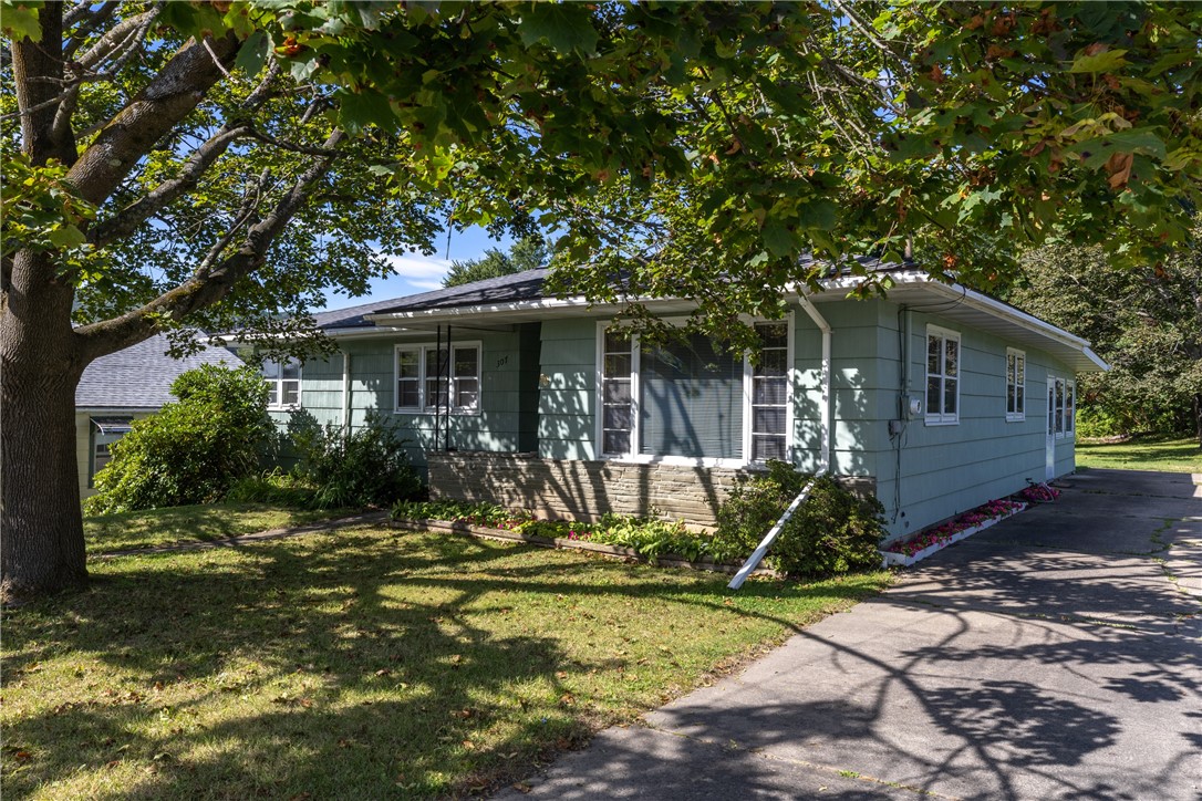 307 Princeton Avenue Corning, NY 14830 - Photo 1 of 1