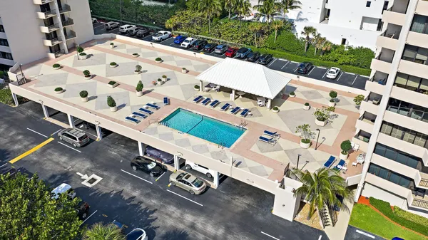 $649,000 | 4200 North Ocean Drive, Unit 2705, Singer Island, FL 33404