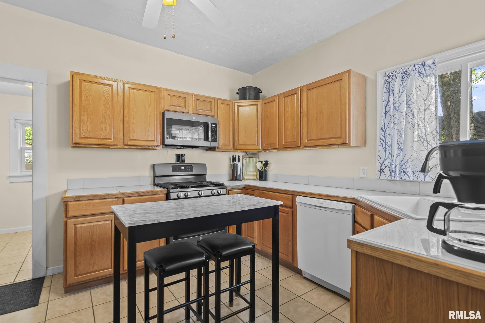 1225 North Franklin Avenue Springfield, IL 62702 - Photo 12 of 40