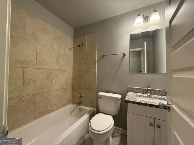 $1,800 | 1576 Carolyn Drive Southwest, Unit A, Stone Mountain, GA 30087