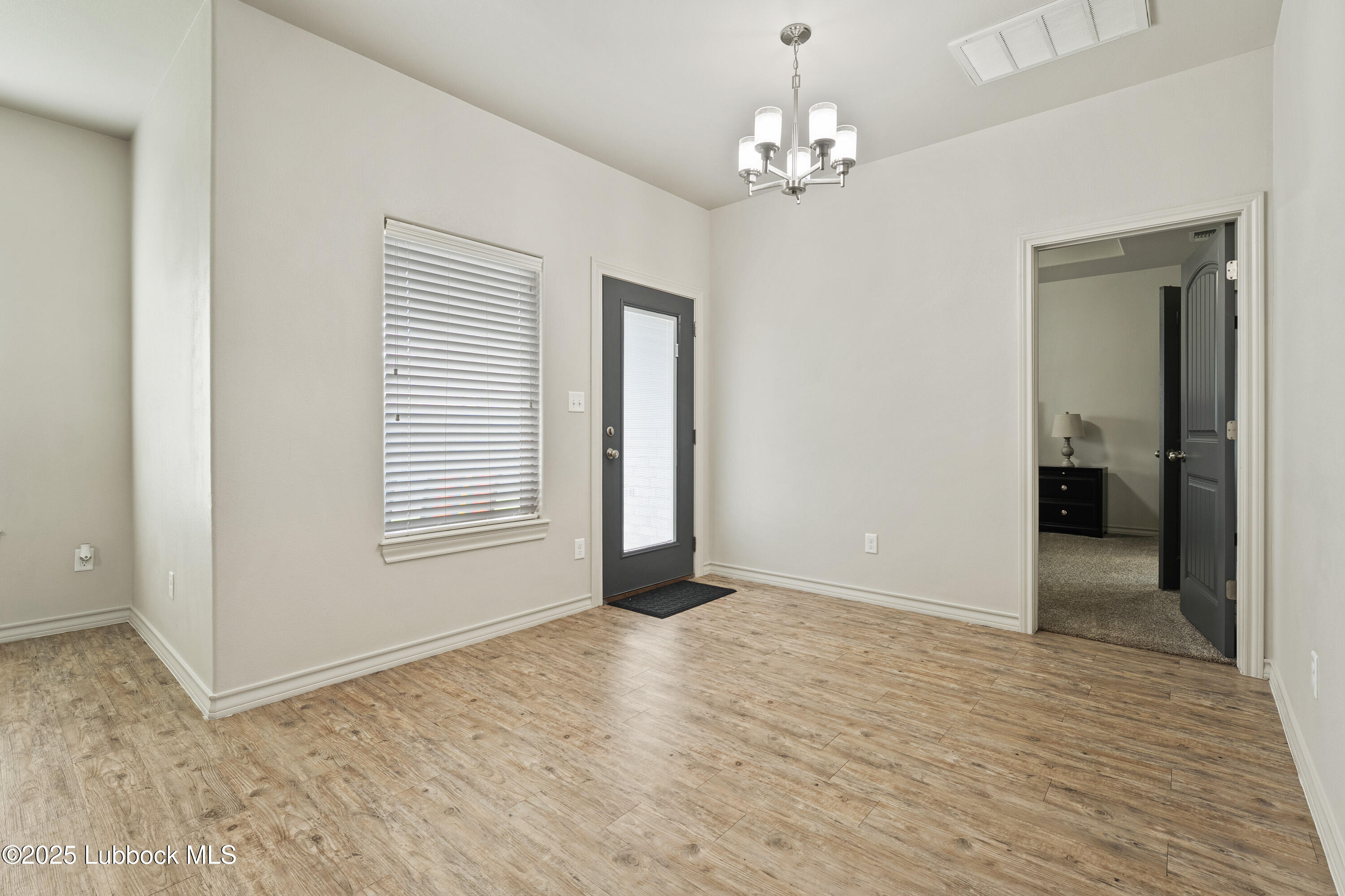 5303 Lehigh Street Lubbock, TX 79416 - Photo 13 of 31 a view of livingroom with window