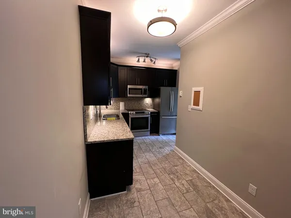 $1,700 | 15 South Braddock Street, Winchester, VA 22601