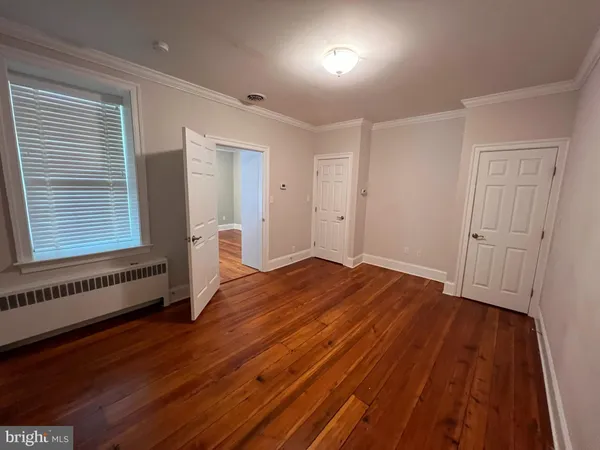 $1,700 | 15 South Braddock Street, Winchester, VA 22601