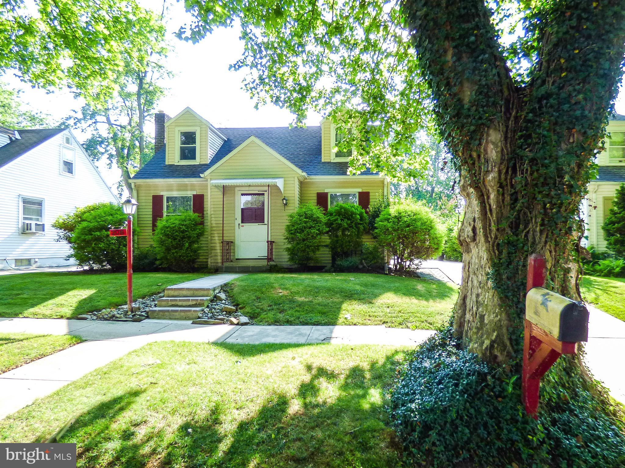 206 Lyndhurst Road York, PA 17402 - Photo 2 of 42 Gallery Image 2