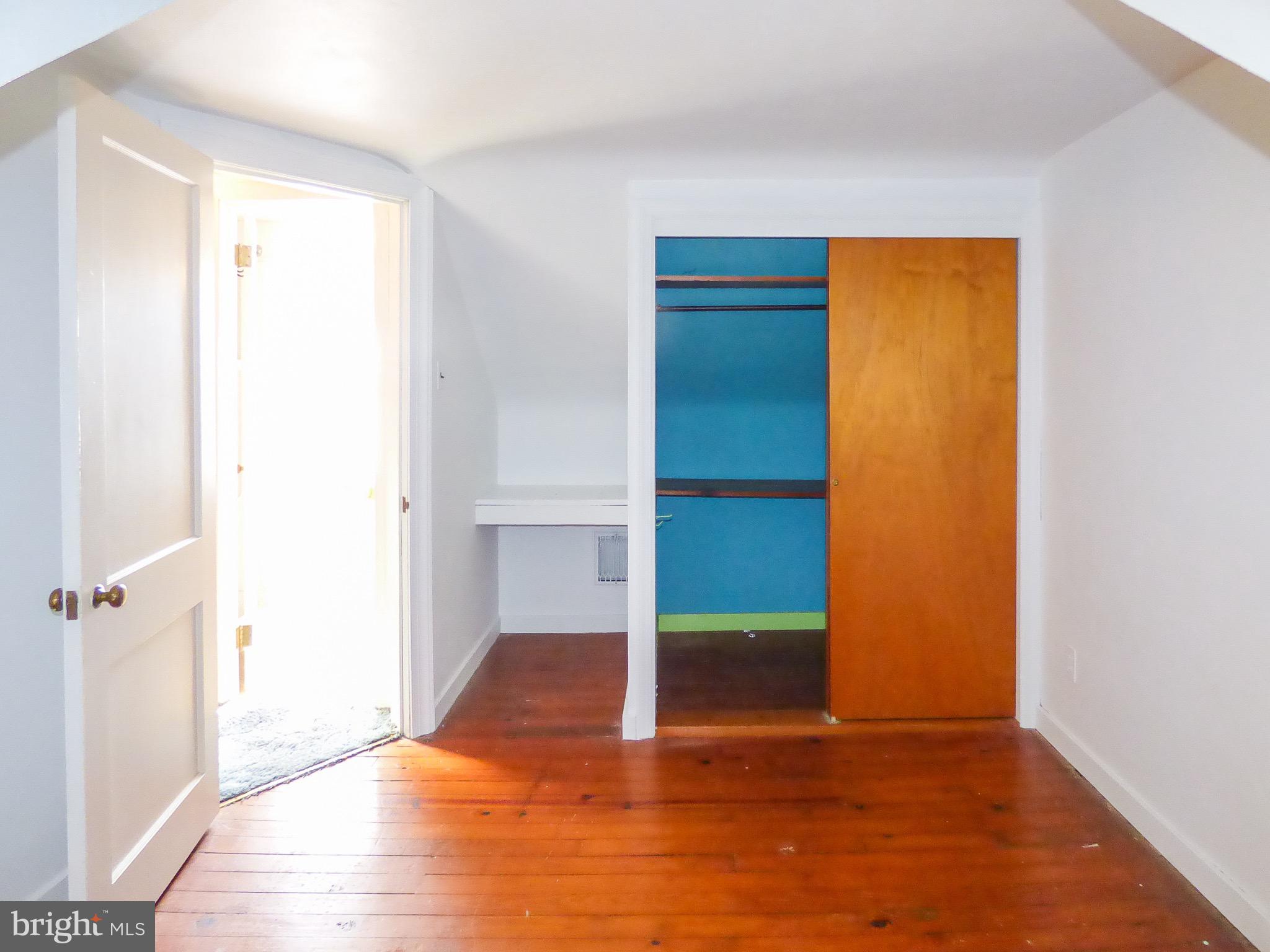 206 Lyndhurst Road York, PA 17402 - Photo 32 of 42 Gallery Image 32