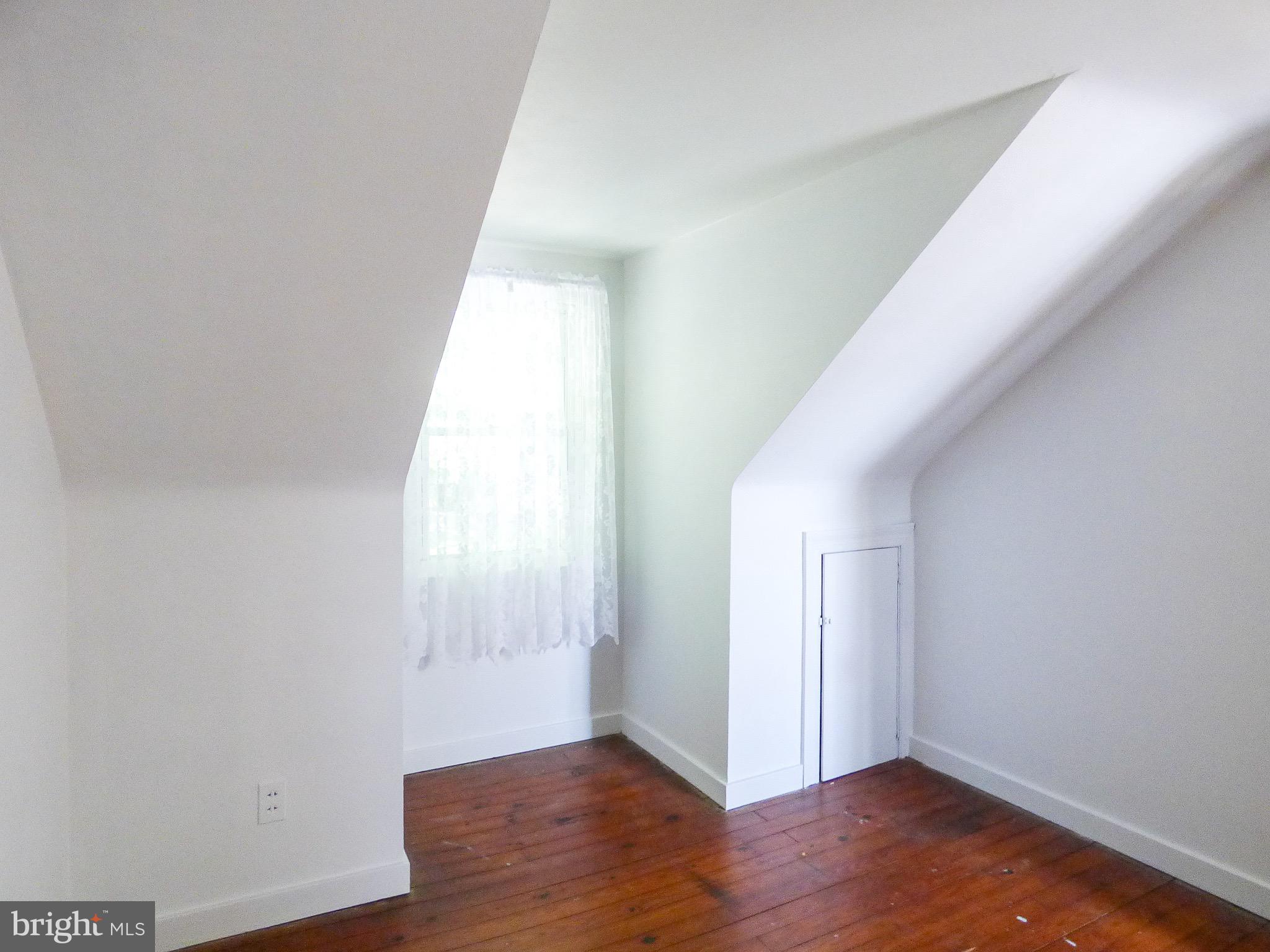 206 Lyndhurst Road York, PA 17402 - Photo 33 of 42 Gallery Image 33