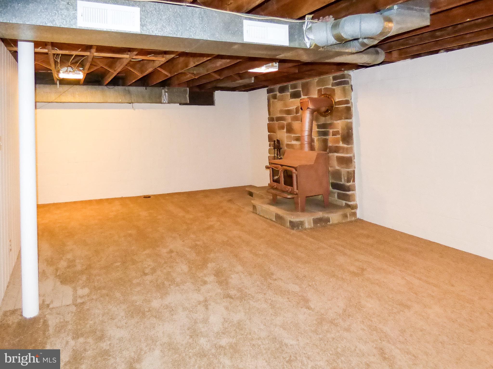 206 Lyndhurst Road York, PA 17402 - Photo 36 of 42 Gallery Image 36