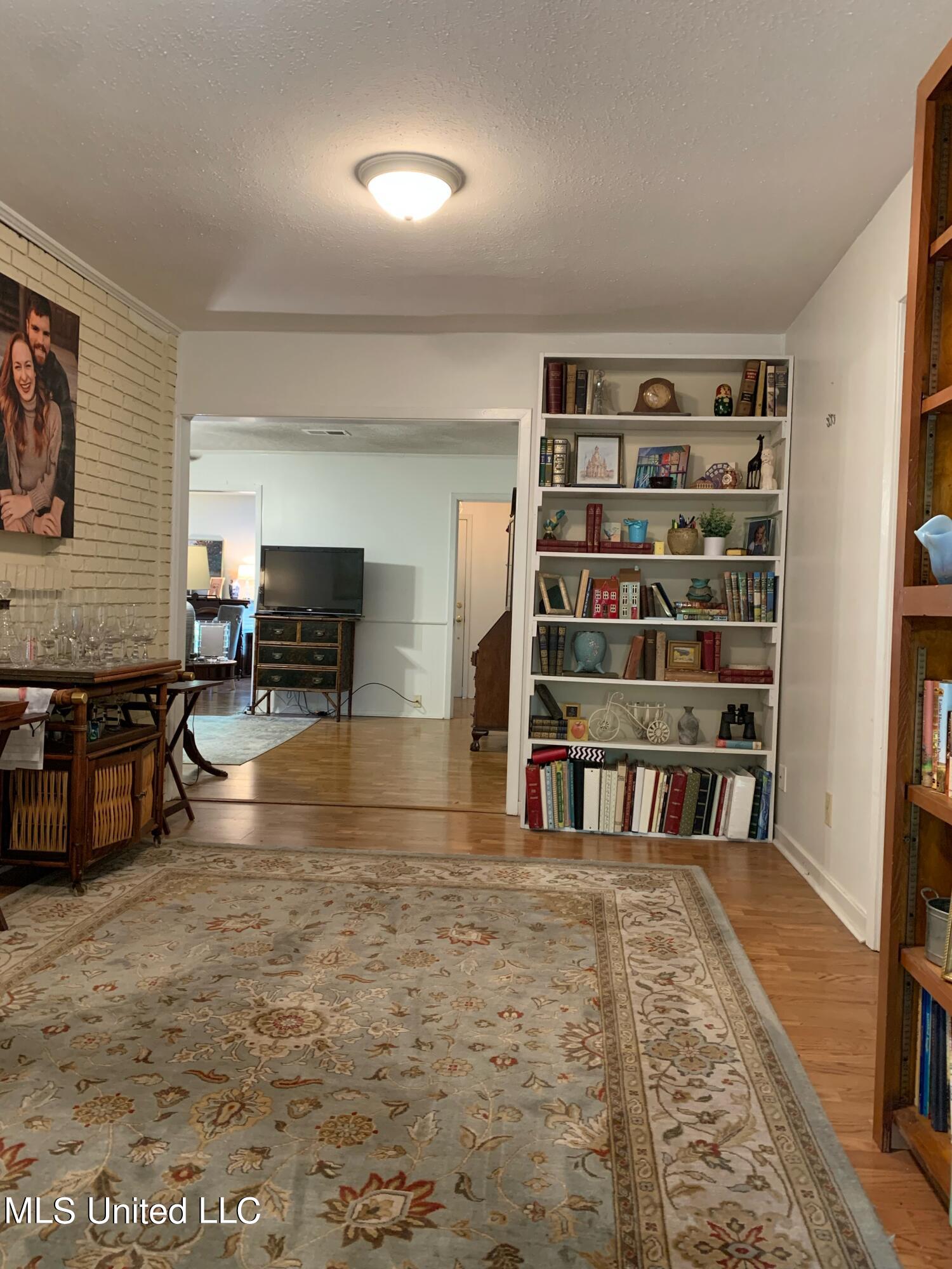 119 St Augustine Drive Madison, MS 39110 - Photo 11 of 23 Office 01