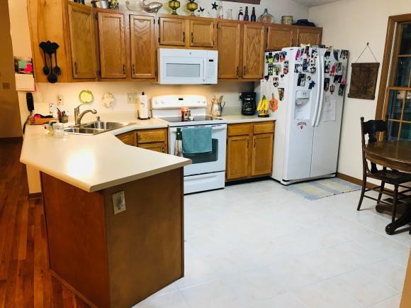 15228 Goose Run Road Aurora, IN 47001 - Photo 4 of 34