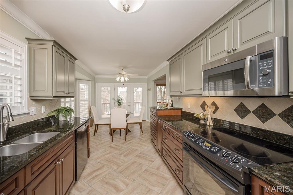 857 Braefield Court Chesterfield, MO 63017 - Photo 15 of 36