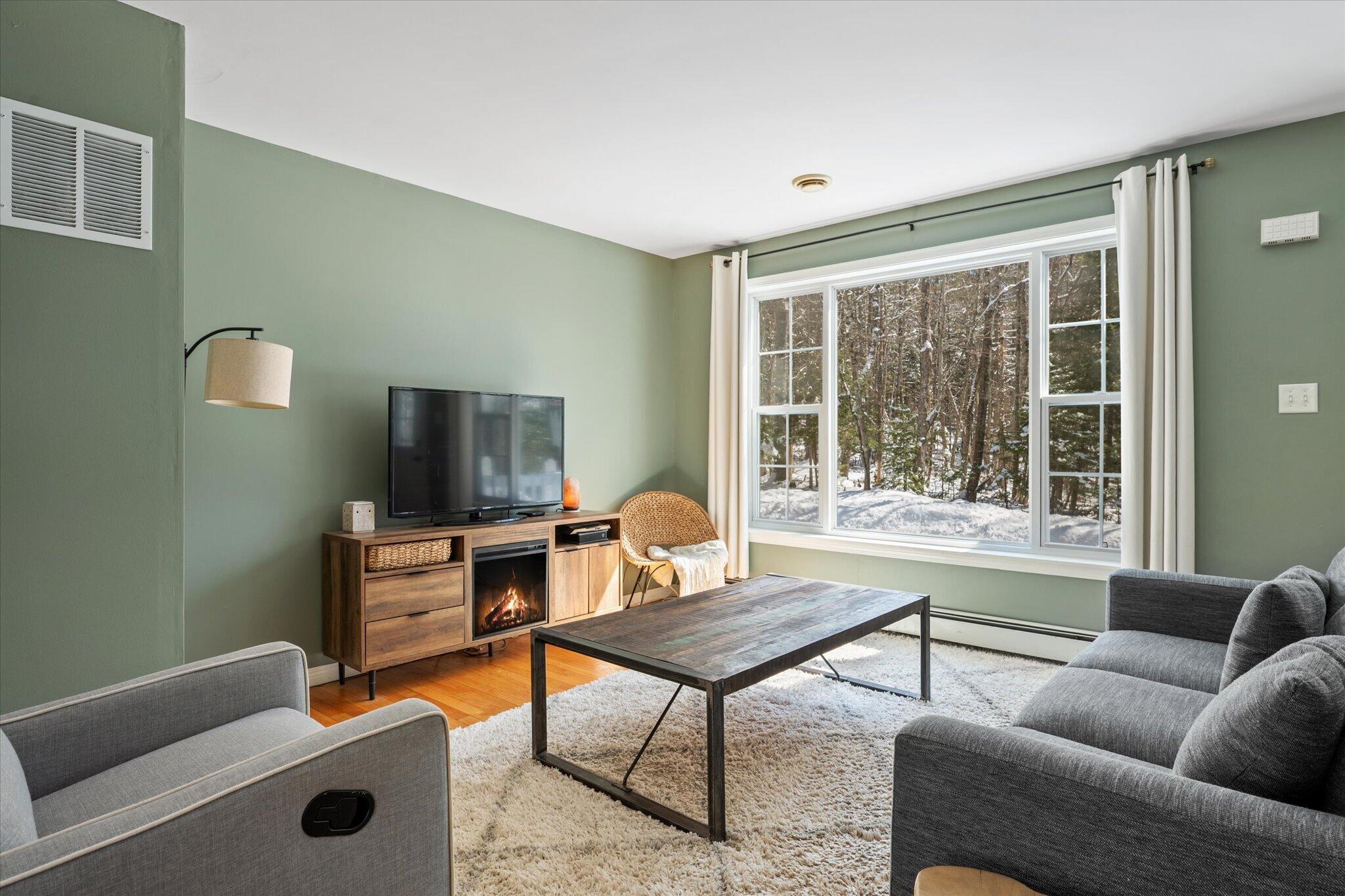 817 Millvale Road Bucksport, ME 04416 - Photo 14 of 52 17-Living Room