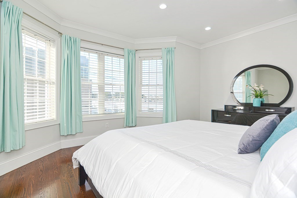 165 Everett Street, Unit 165 Boston, MA 02134 - Photo 21 of 32