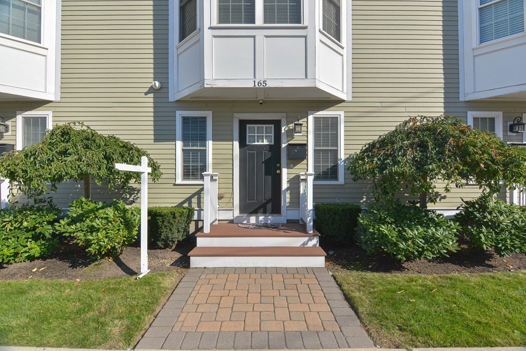 165 Everett Street, Unit 165 Boston, MA 02134 - Photo 3 of 32