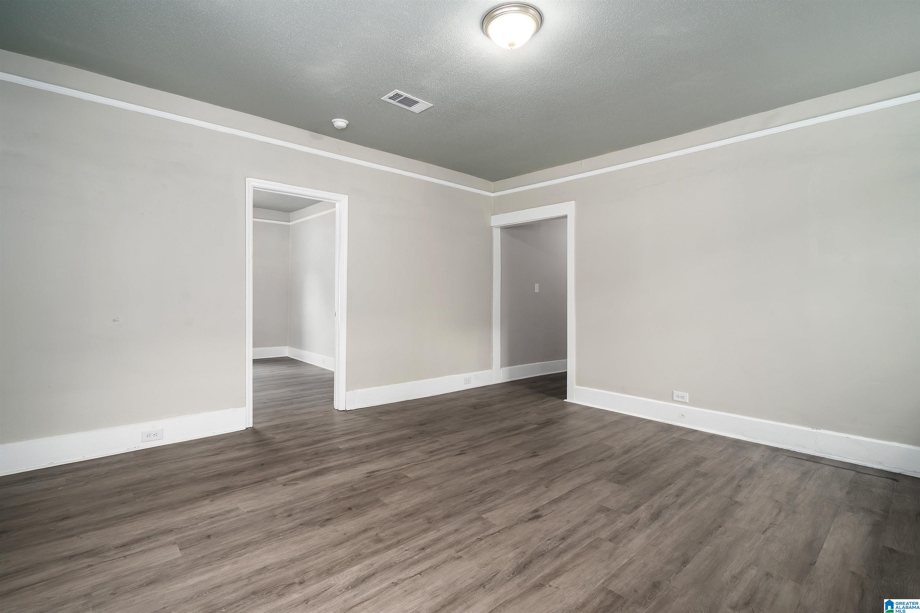 2129 Pike Road Birmingham, AL 35208 - Photo 7 of 24