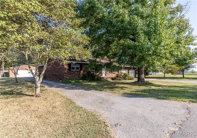 $228,900 | 200 Margaret Drive, East Prairie, MO 63845