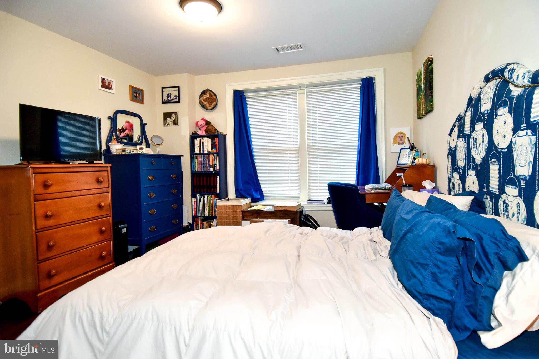 1210 R Street Northwest, Unit B17 Washington, DC 20009 - Photo 8 of 12