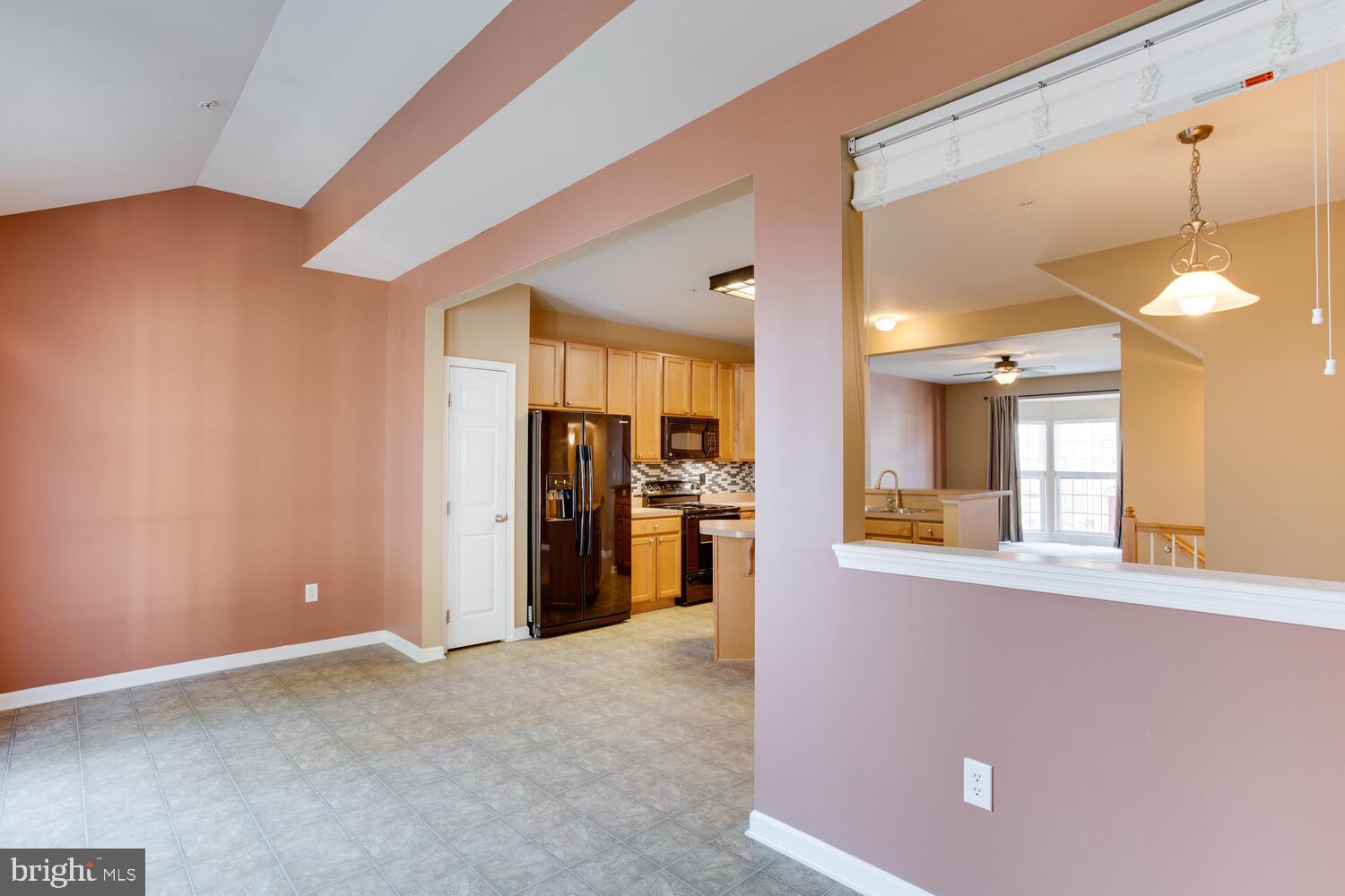 2303 Forest Ridge Terrace, Unit E Chesapeake Beach, MD 20732 - Photo 20 of 73 sunroom