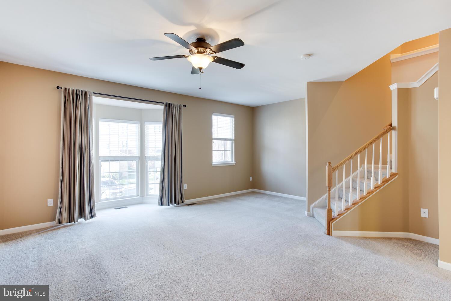 2303 Forest Ridge Terrace, Unit E Chesapeake Beach, MD 20732 - Photo 22 of 73 Living room