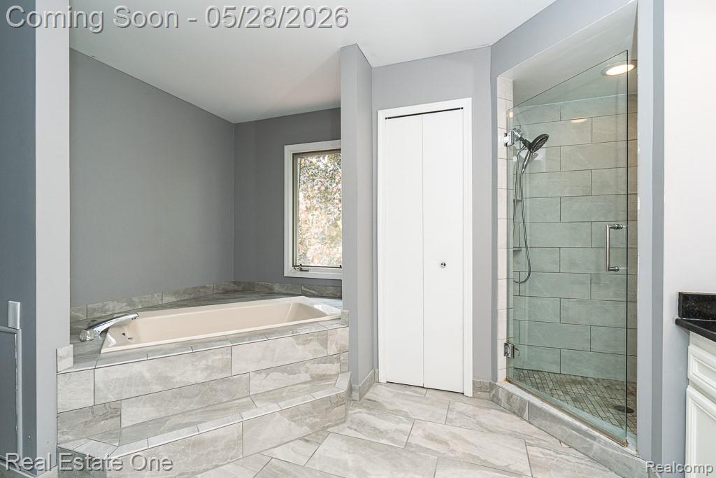 1323 Bembridge Drive Rochester Hills, MI 48307 - Photo 22 of 33