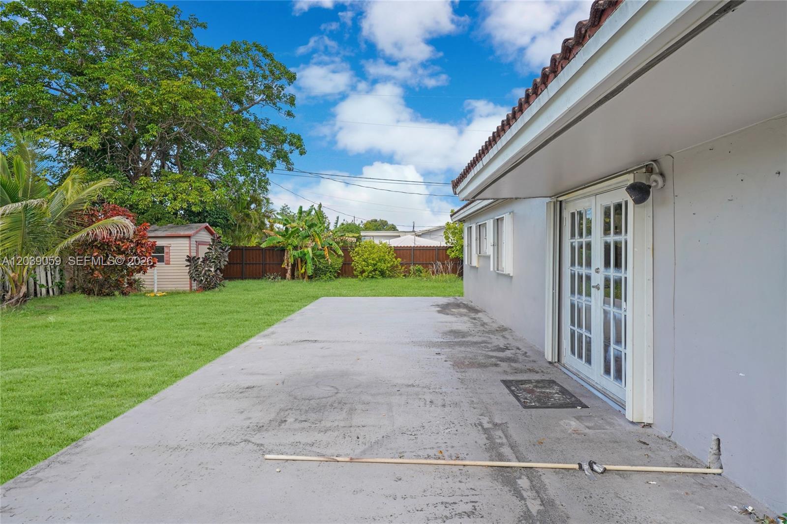10051 Southwest 13th Terrace Miami, FL 33174 - Photo 23 of 26