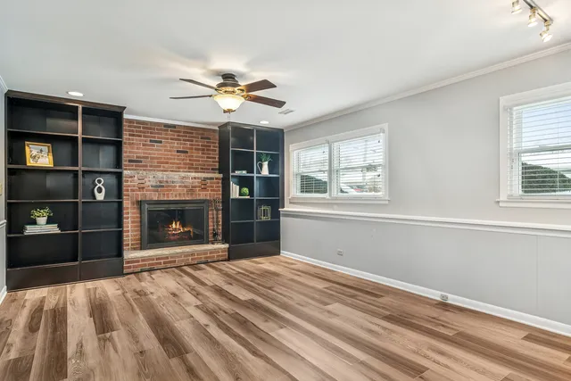 $530,000 | 1115 East Orchard Street, Arlington Heights, IL 60005