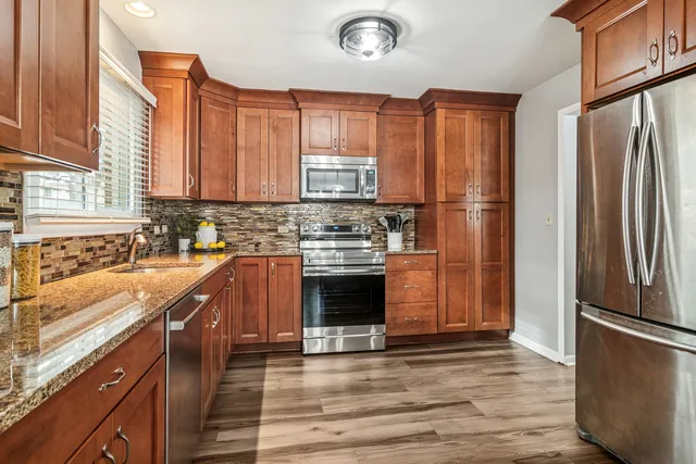 $530,000 | 1115 East Orchard Street, Arlington Heights, IL 60005