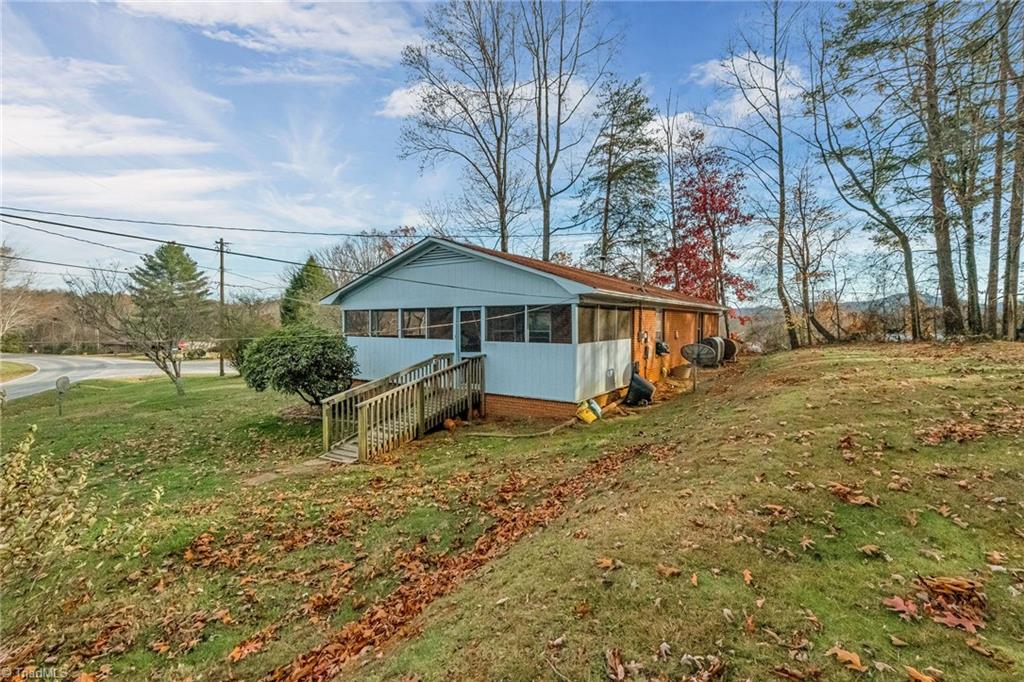 2102 Walshtown Road Boomer, NC 28606 - Photo 2 of 21 Gallery Image 2