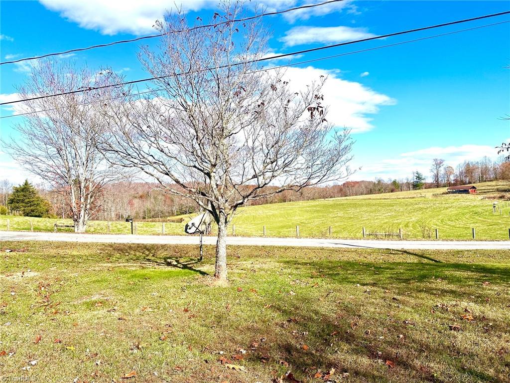 2102 Walshtown Road Boomer, NC 28606 - Photo 4 of 21 Gallery Image 4