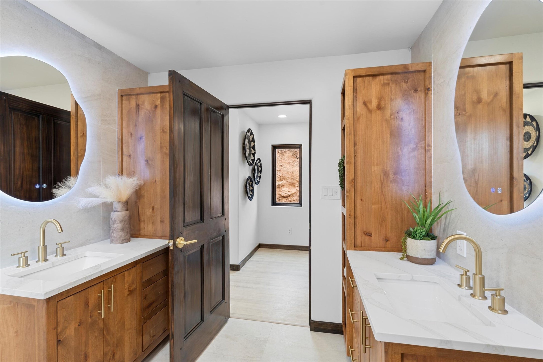 1339 Bishops Lodge Road Santa Fe, NM 87506 - Photo 33 of 59